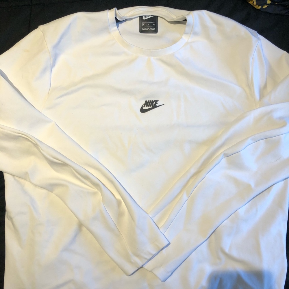 NIKE MENS CREWNECK
